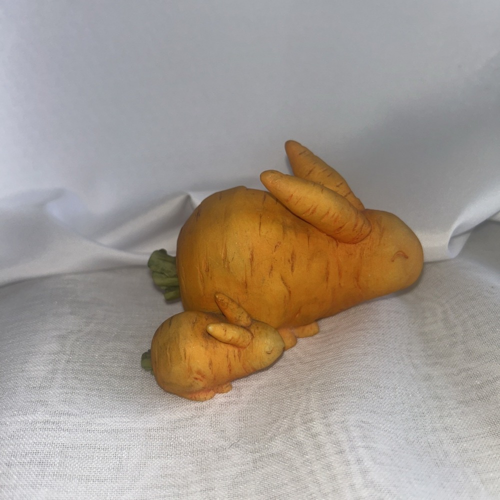 Home Grown by‎ Enesco #4006816 Carrot Rabbits Figurine Collectible Vintage 2006